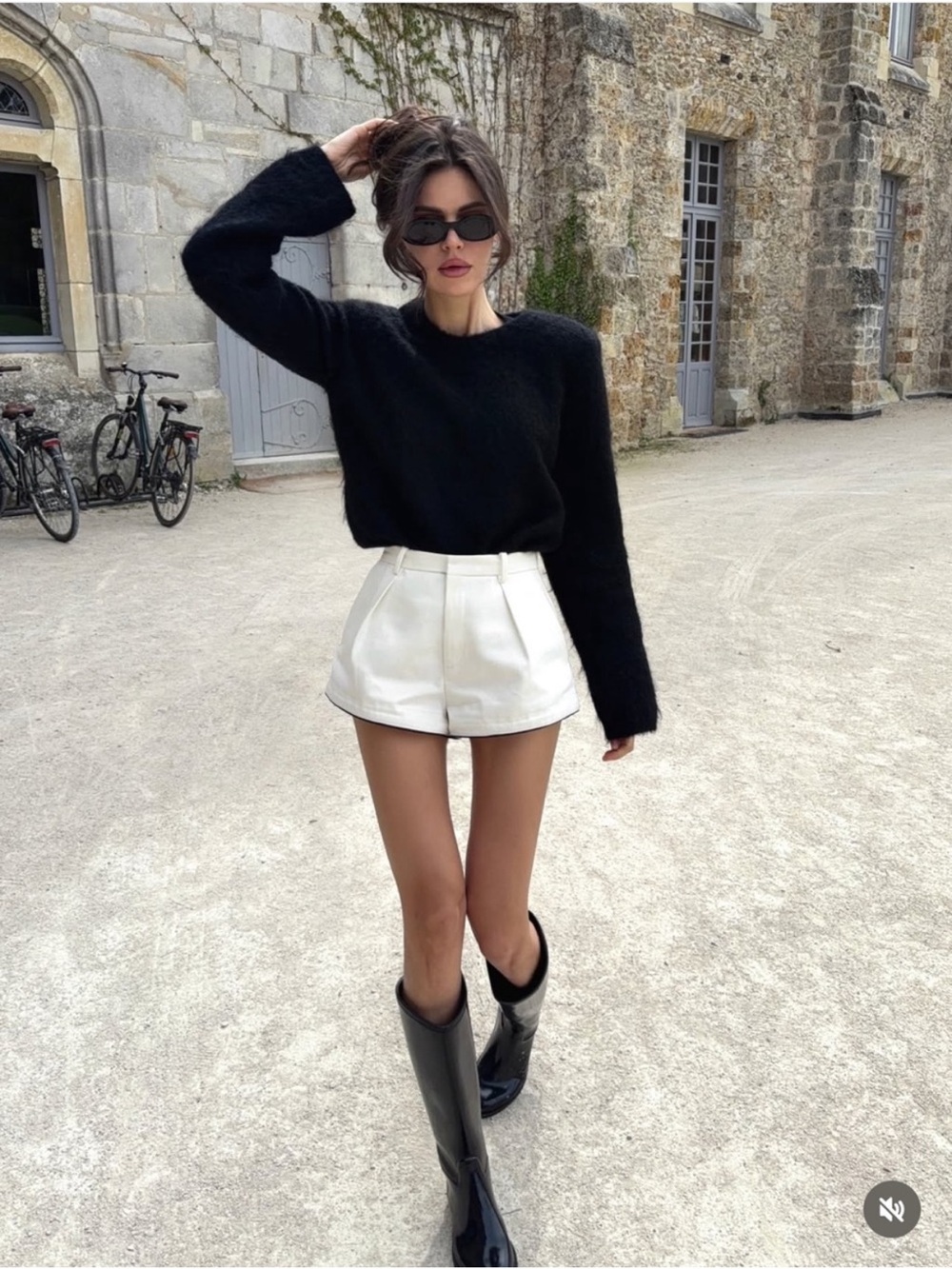 Zara High-Waist White Plated Shorts